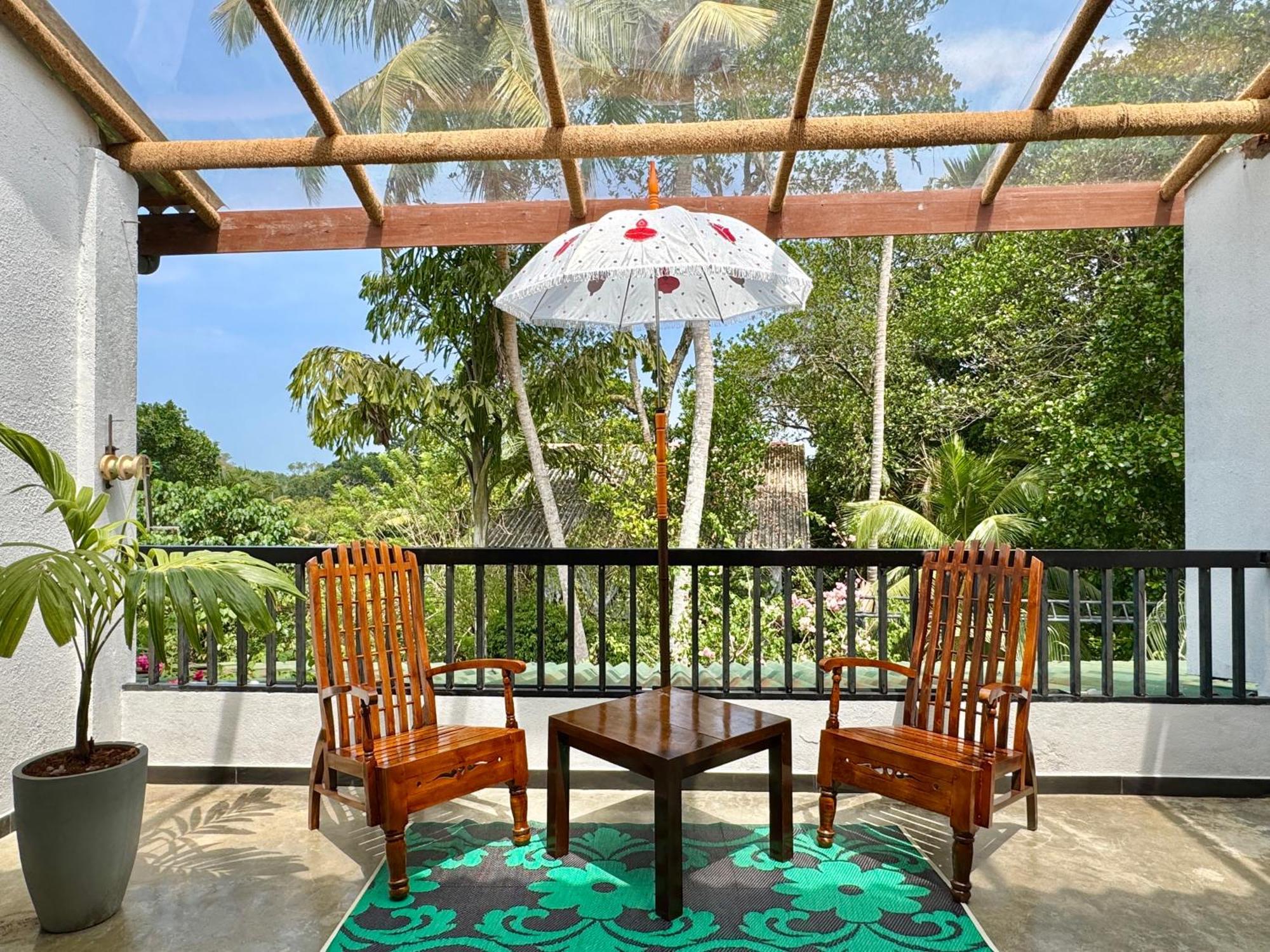 Swastha Ayurveda Villa Hikkaduwa Buitenkant foto